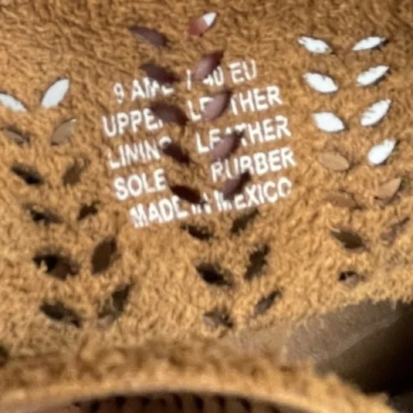 Musse & Cloud Ankle Bootie Suede Laser Cut Anthropology Sz 10 - Picture 9 of 10